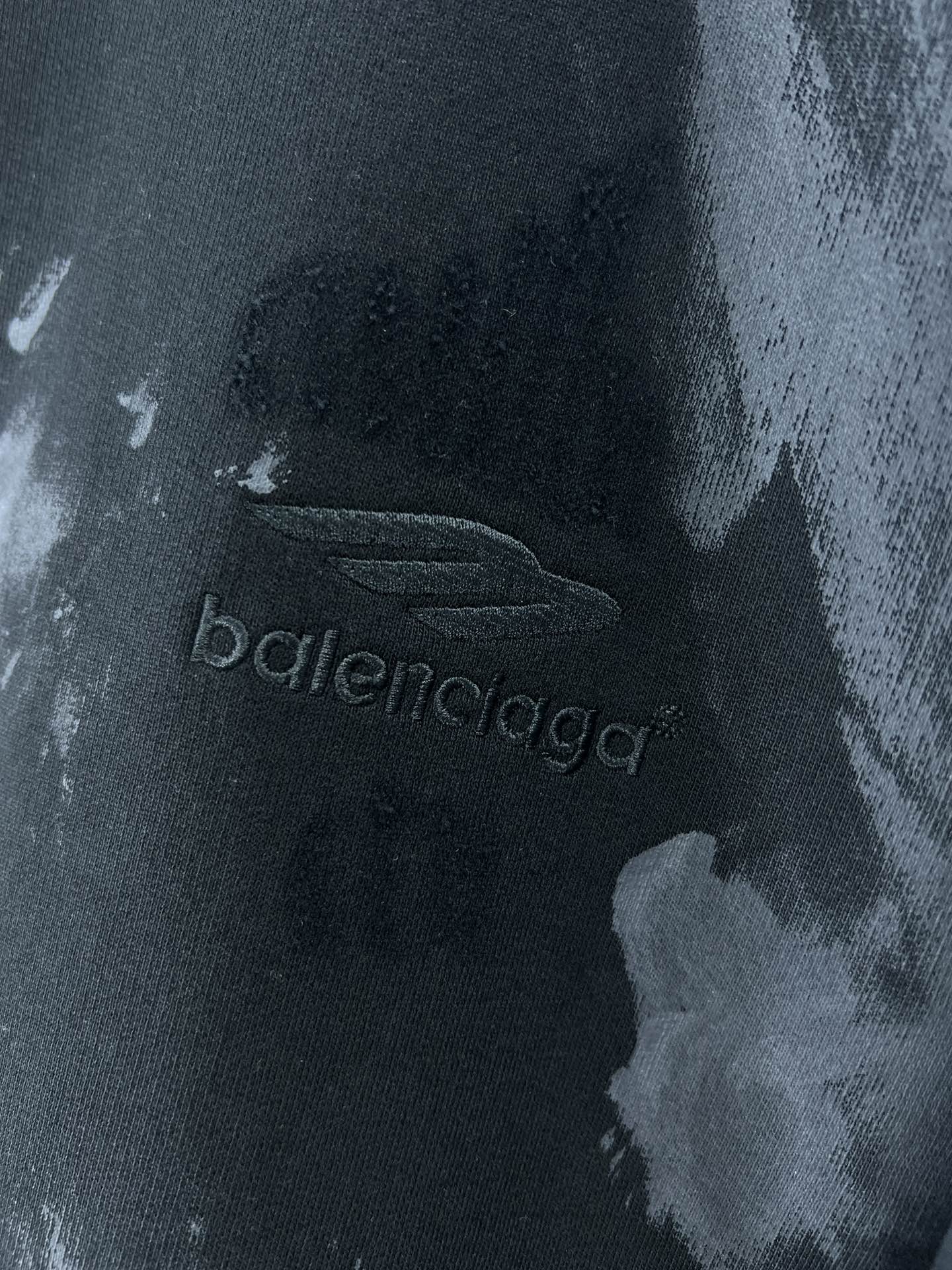 Balenciaga巴黎世家2024最新梵文字母LOGO手绘涂鸦洗水磨烂做旧拉链开衫连帽卫衣.砖柜同步.