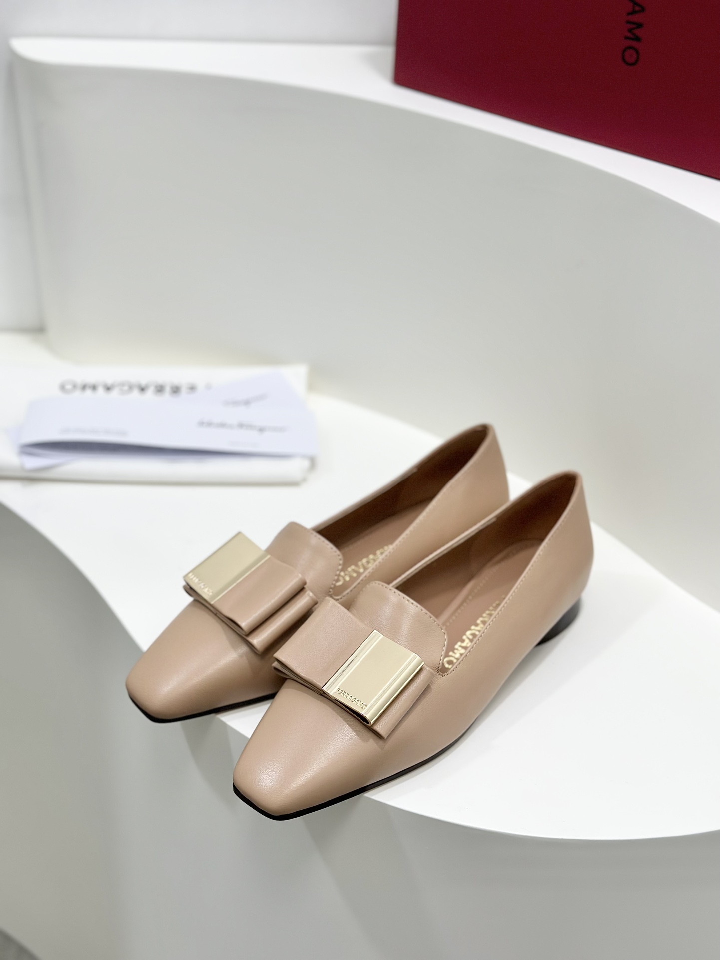 [Ferragamo Women