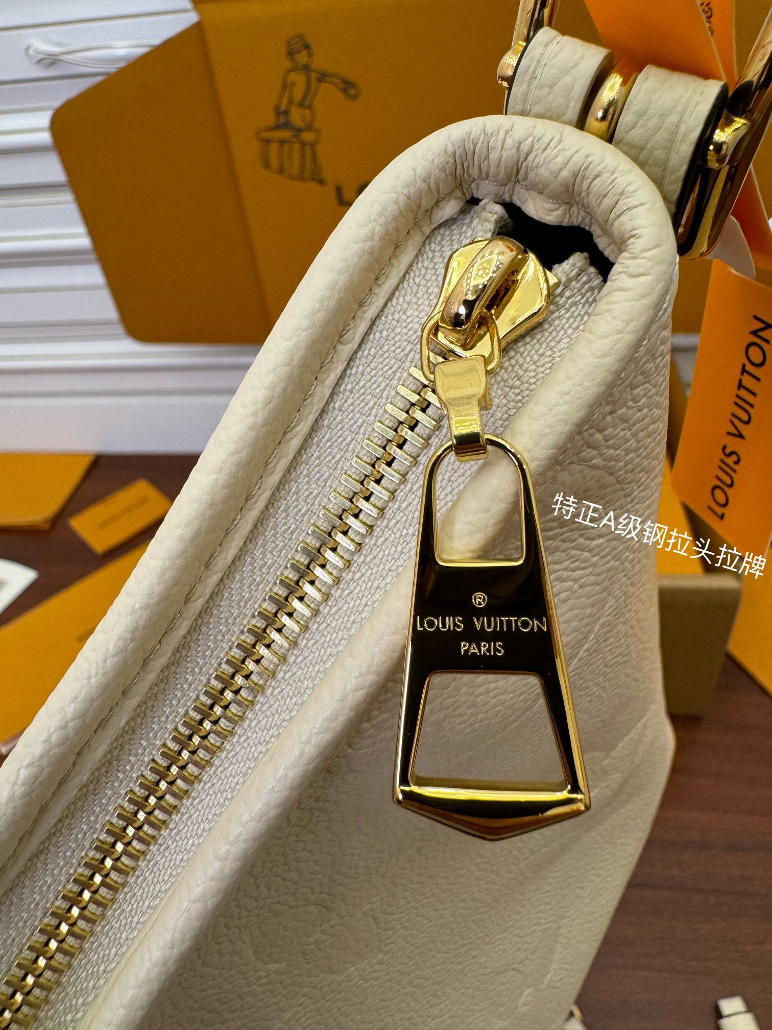 独家首发型号特正版M46293品质全面再次升级专柜同步电子芯片内码新礼盒礼品袋保护纸铜版电子标签合格证皮