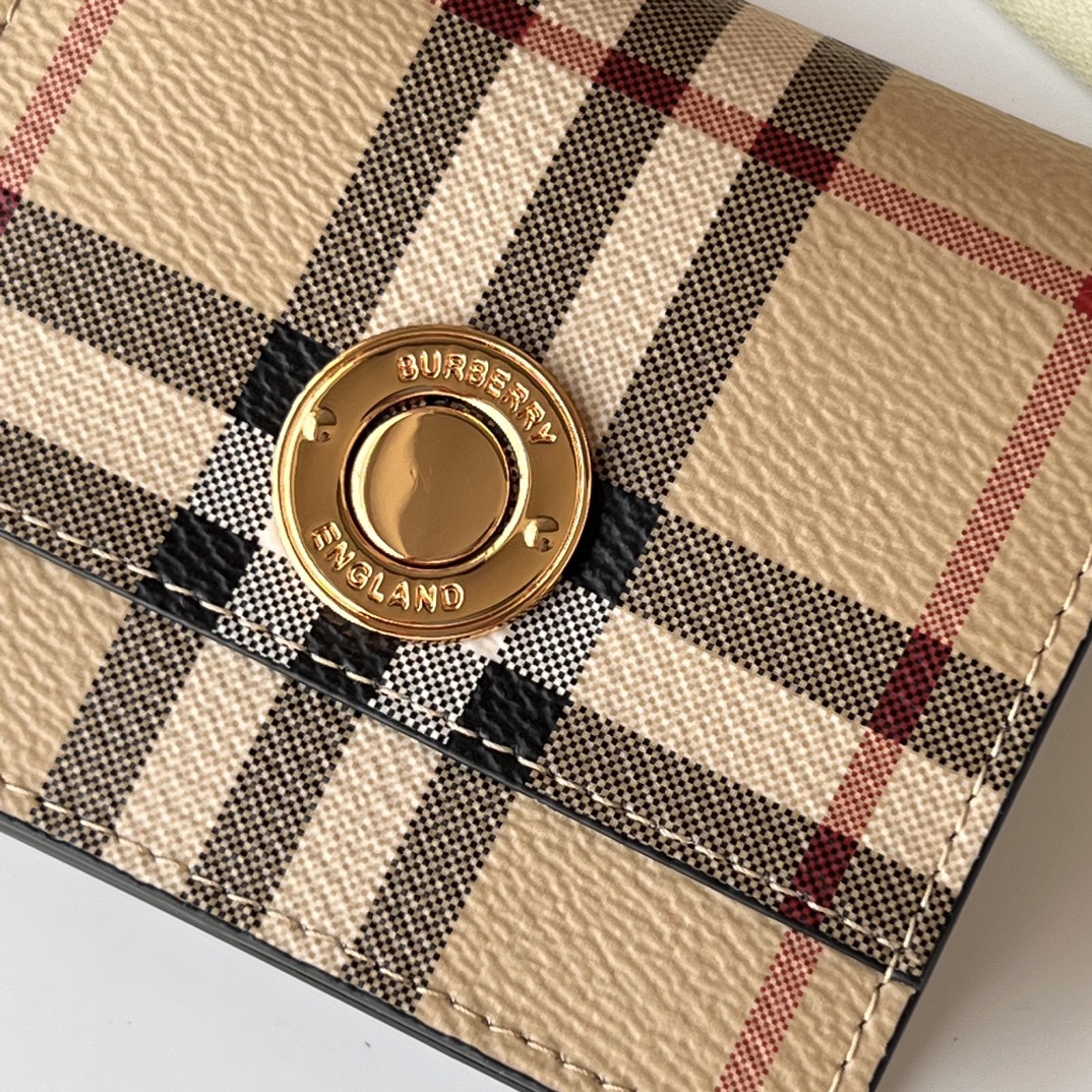 Burberry Vintage Check Wallet, Foldable Card Holder in Canvas & Leather 4 i1701149986 7629 4