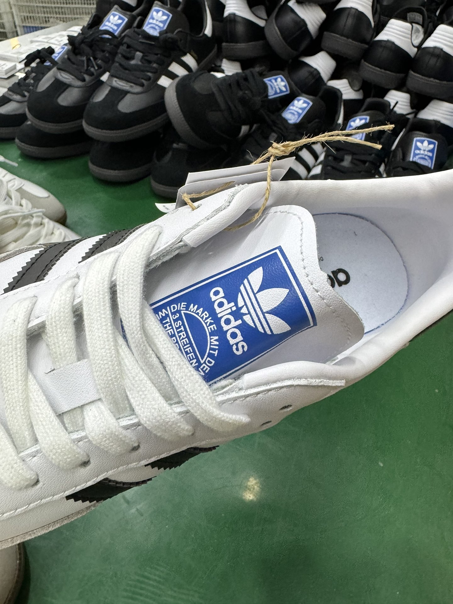 阿迪桑巴三叶草2024版货号:B75806AdidasOriginalSambaOG复古桑巴板鞋纯原大厂