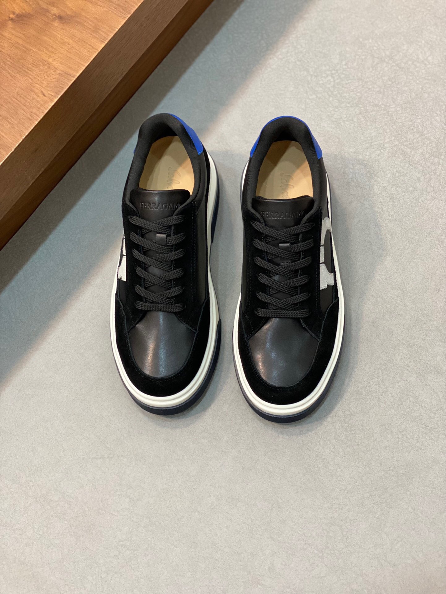 NO:218093,Brand Ferragamo Color original color matching Number 39-44 Customized 38.45 Price Material Ferragamo New product launch top version Original single quality regular shoe factory fashion trendy upper cowhide making luxury cowhide foot pad original Ferragamo outsole high-end quality worth owning, Ferragamo casual shoes, ferragamo, ferragamo, cowhide19860909品牌Ferragamo 颜色原版配色 码数39-44定做38.45 价格 材质菲拉格慕新品上市顶级版本 原单品质正规鞋厂出品时尚潮流范鞋面牛皮制作奢华牛皮垫脚原版菲拉格慕大底高端品质值得拥有,菲拉格慕 休闲鞋,ferragamo,ferragamo,cowhide,Men's shoes