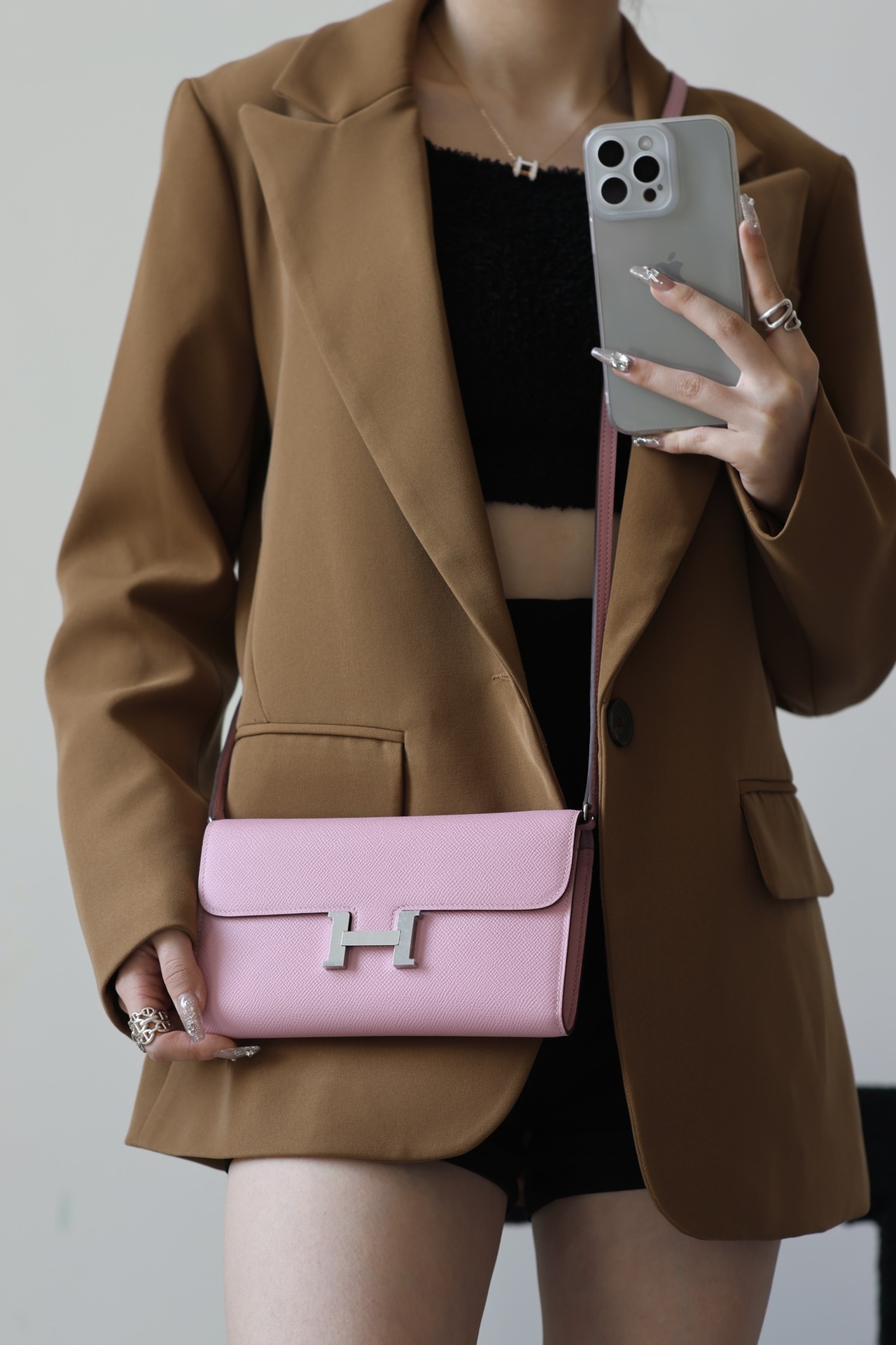 Hermès H019 upper body picture