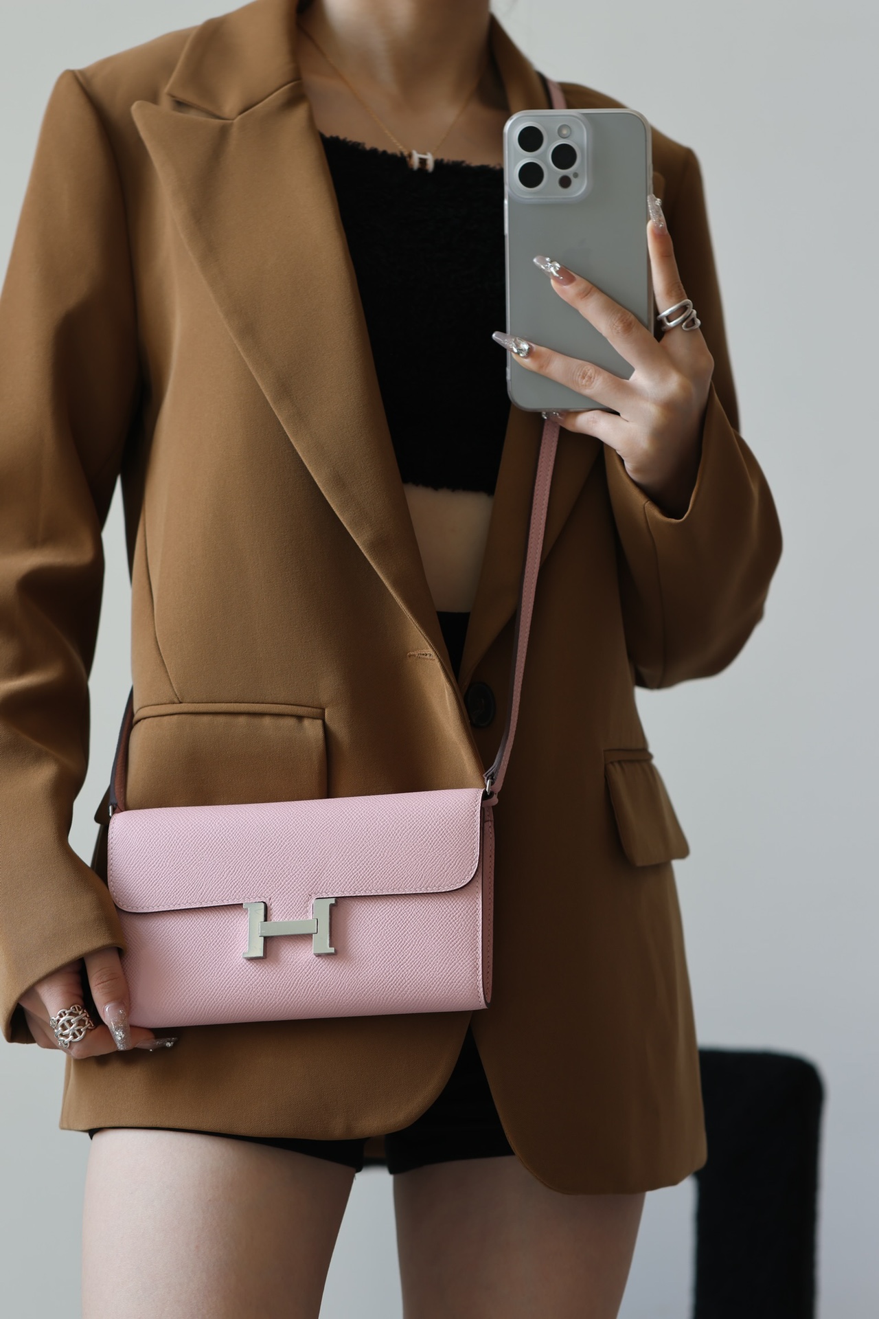 Hermès H019 upper body picture