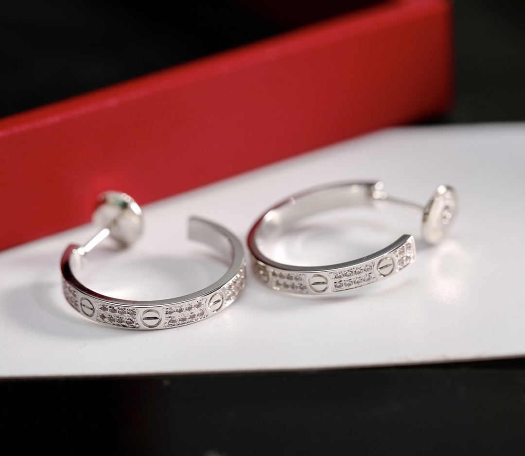 Cartier Cartier 卡家 款Love满天星耳钉