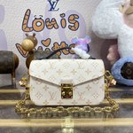 Louis Vuitton LV Pochette MeTis Handbags Messenger Bags White Canvas Chains M46914