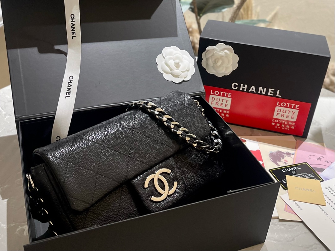 Replcia Cheap From China
 Chanel Crossbody & Shoulder Bags Cowhide Underarm