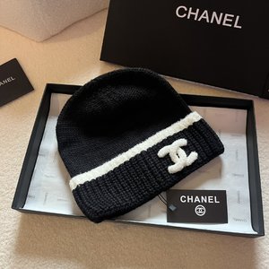 Chanel Hats Knitted Hat Wool Fall/Winter Collection