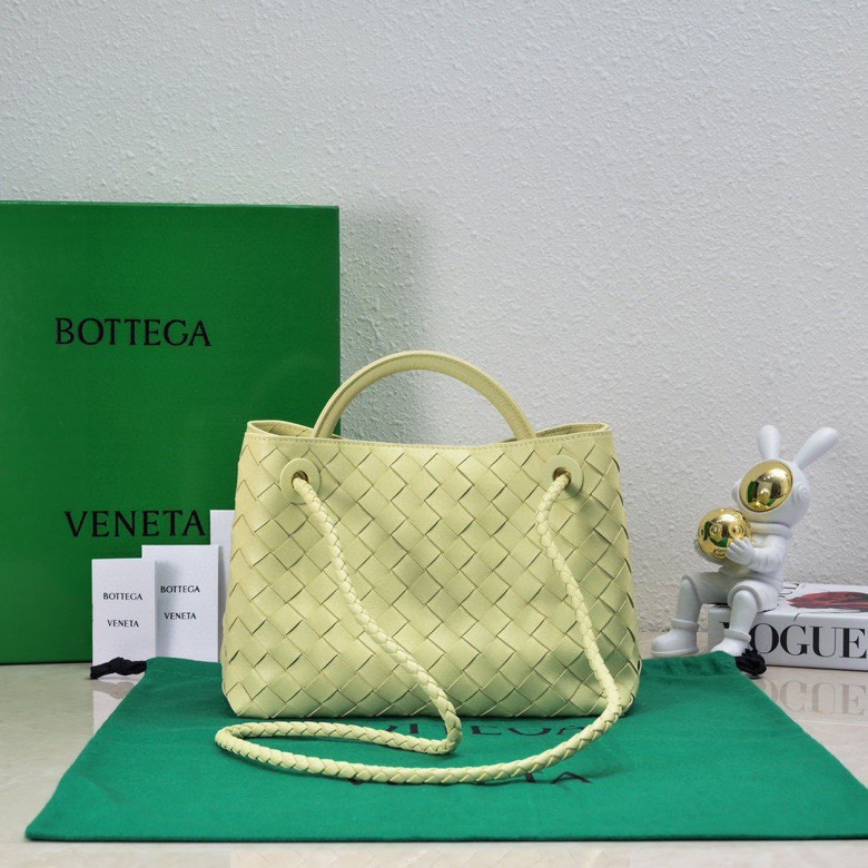 Bottega Veneta Classic Handcrafted Luxury Leather Shoulder Bag Ref 2