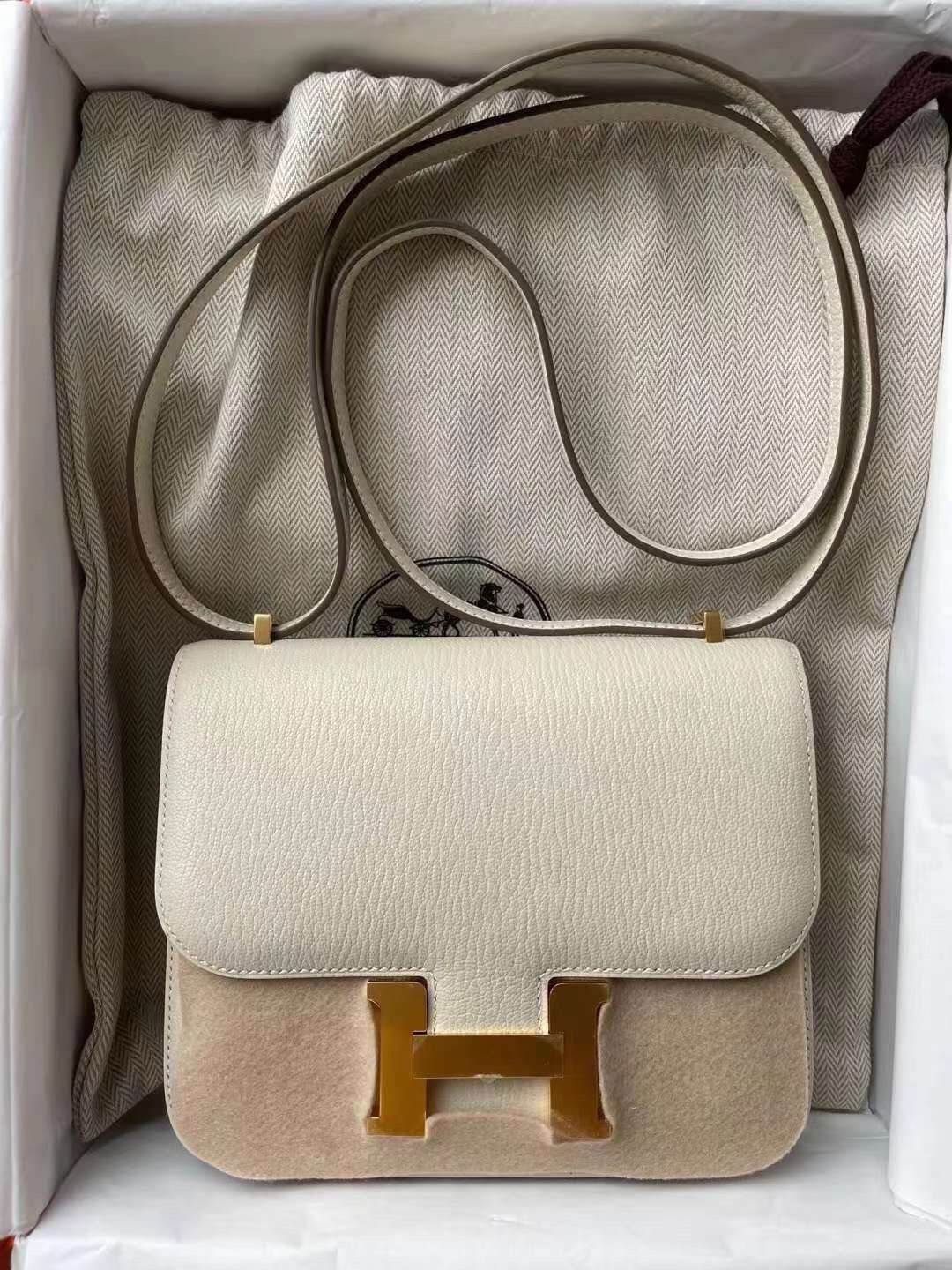 Hermes Constance Crossbody & Shoulder Bags Milkshake White Gold Hardware Goat Skin Sheepskin