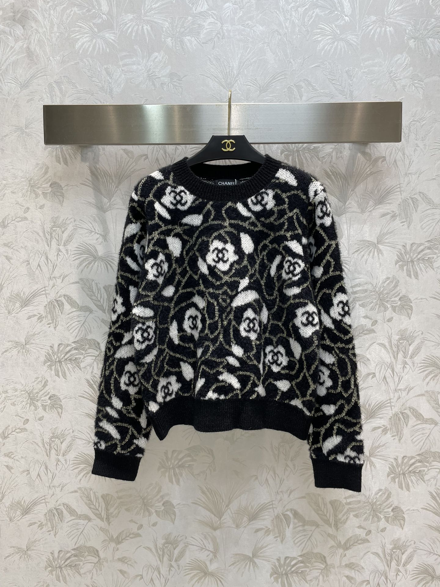 Chanel Clothing Sweatshirts Buying Replica
 Black Gold White Cashmere Fall/Winter Collection Vintage