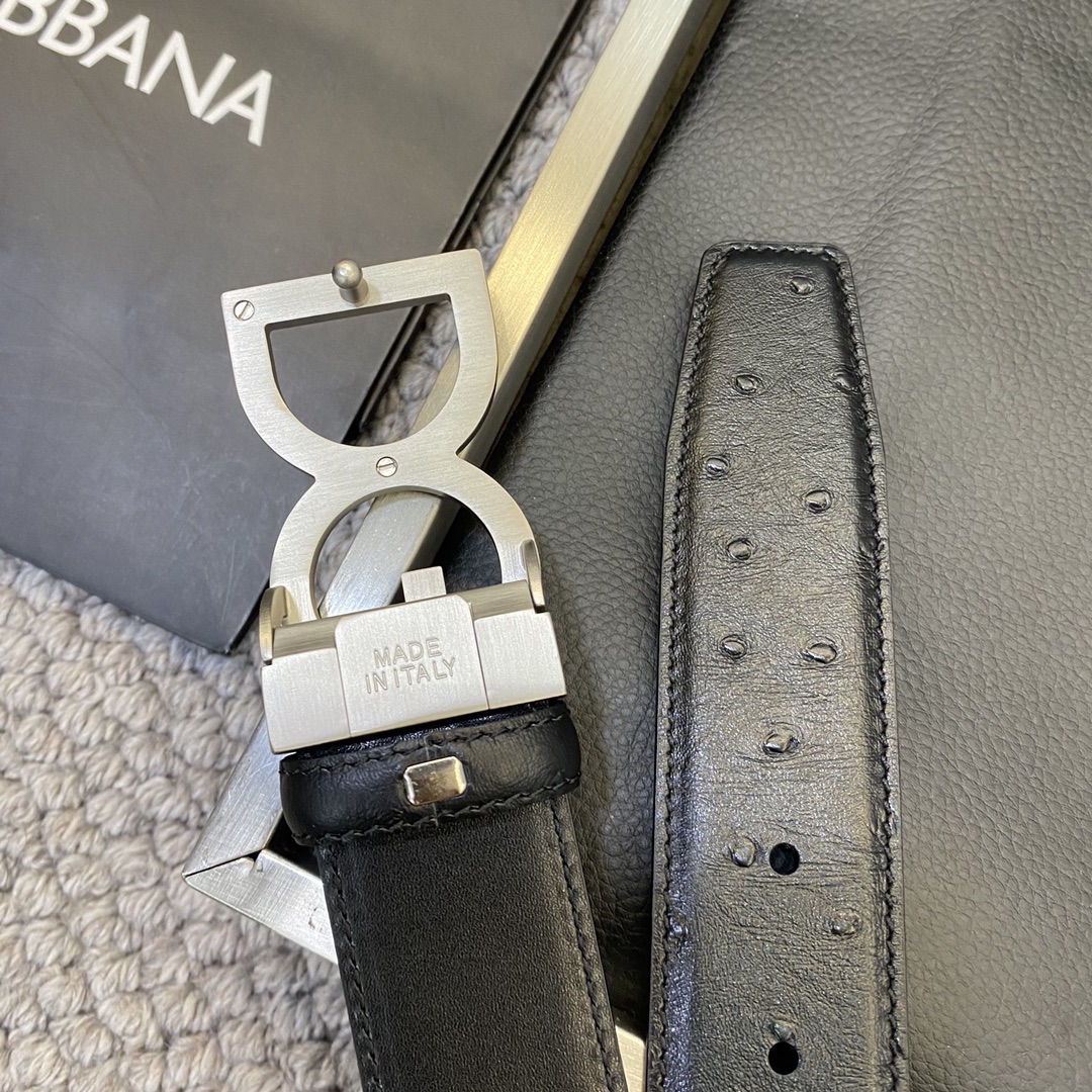 ️杜嘉班納Dolce&Gabbana柜姐推薦種草自留款一直是喜歡這种风格24k電鍍色泽很显檔次頭層皮的手