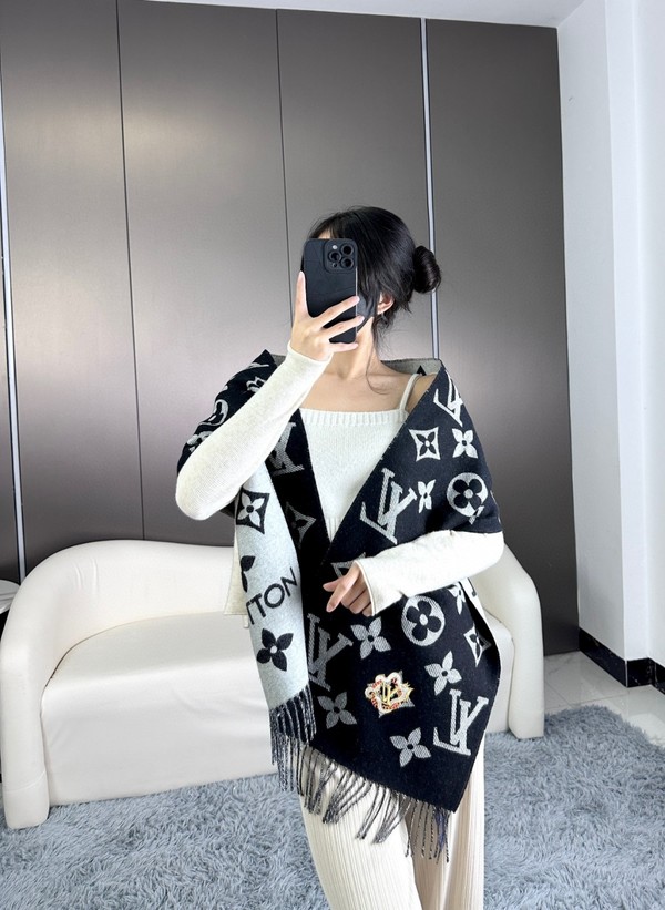 What best replica sellers Louis Vuitton Scarf Embroidery Wool Essential