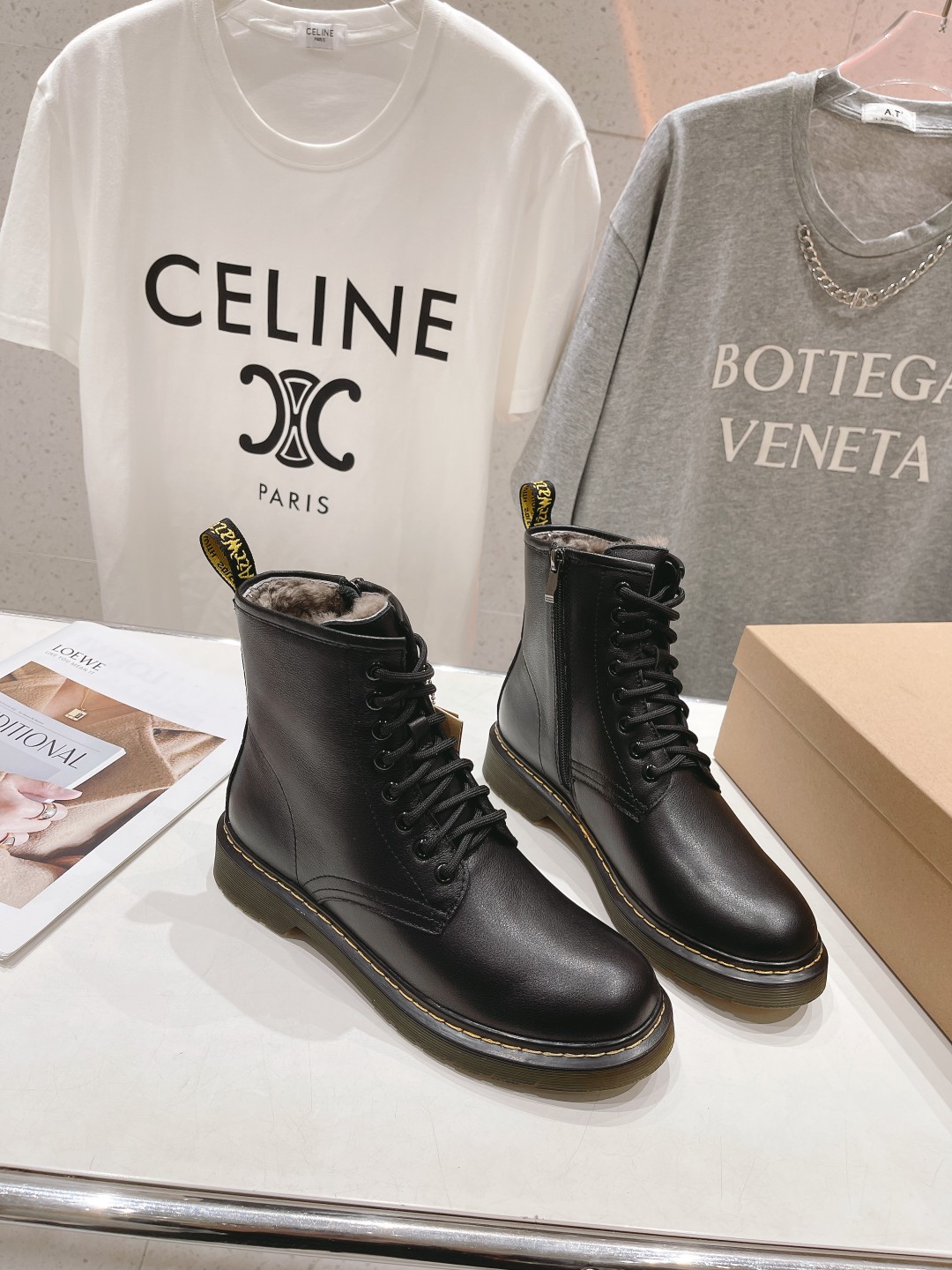 High-End 725 Factory Dr. Martens Boots 2023: Superstar Net Red Cow-Coated Wool Boots - 图片 5