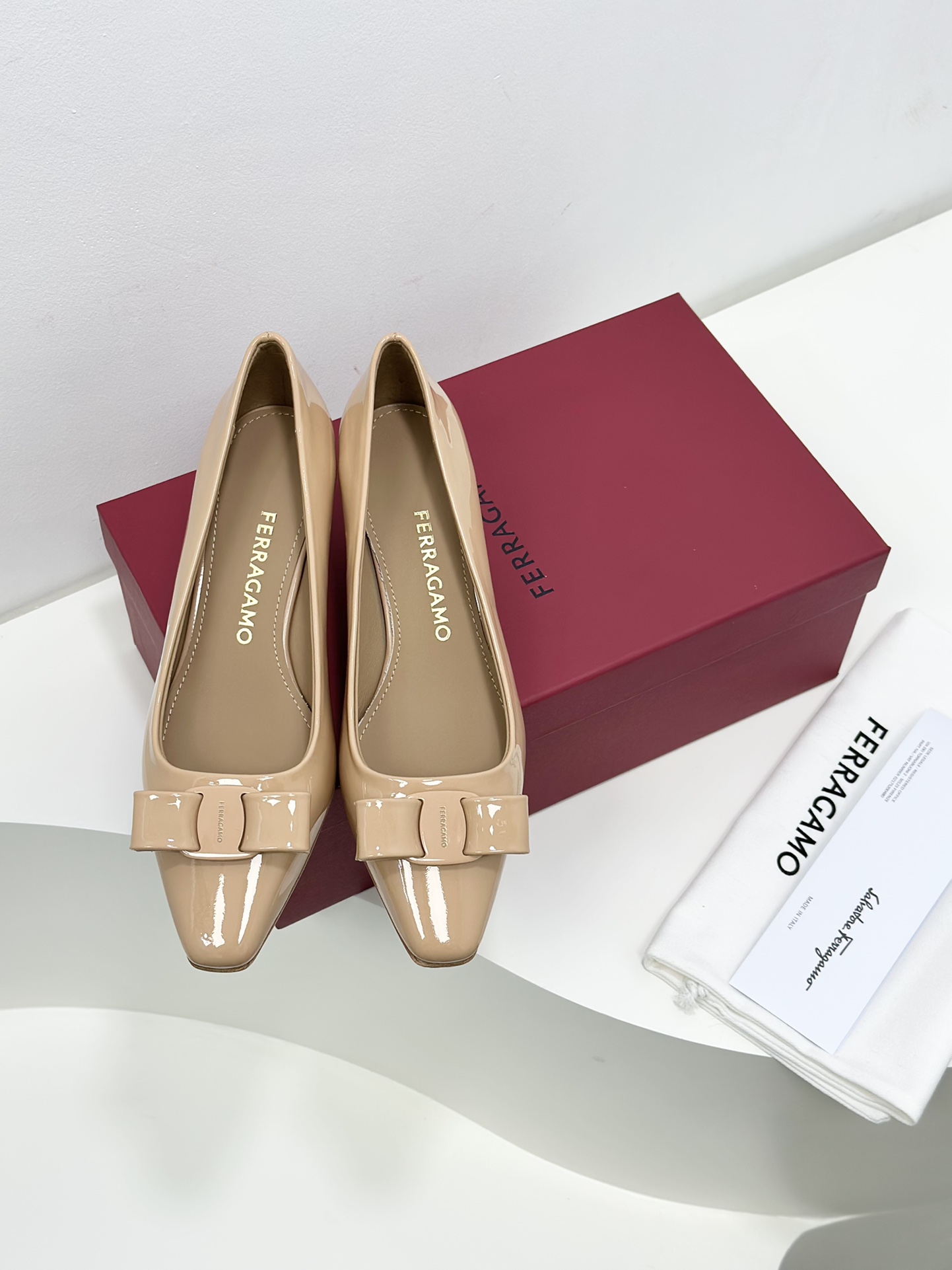 Salvatore Ferragamo Vara Bow Leather Pumps - Nude Color, Comfortable Block Heel 6 i1701580932 5458 1