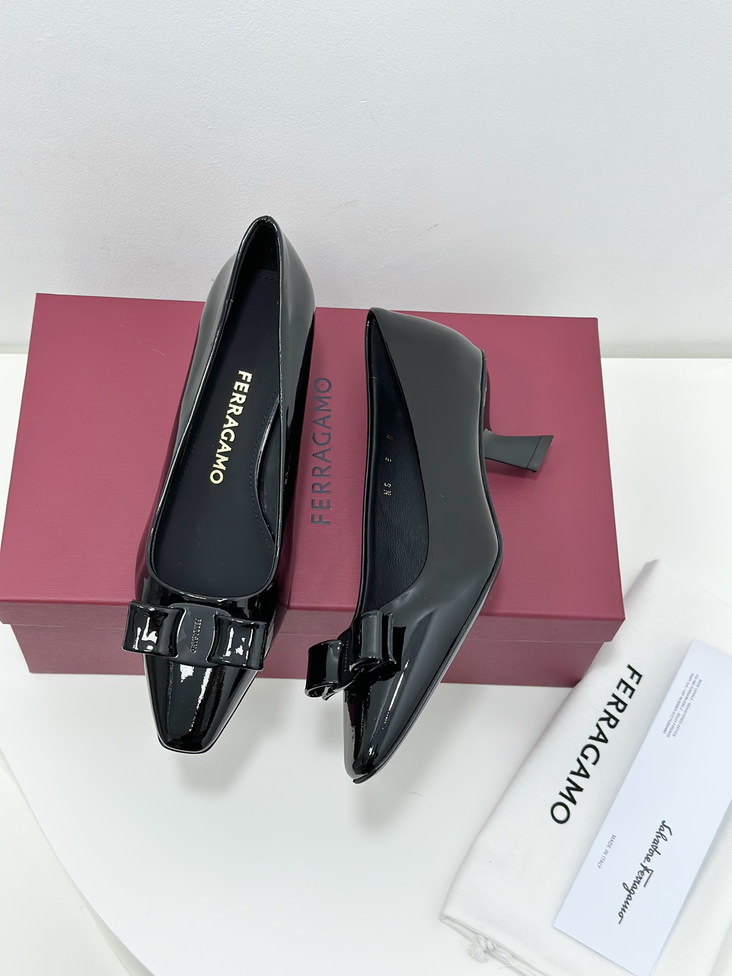 Salvatore Ferragamo Vara Black Patent Leather Bow Square Toe Ballet Flats 6 i1701583124 1674 4