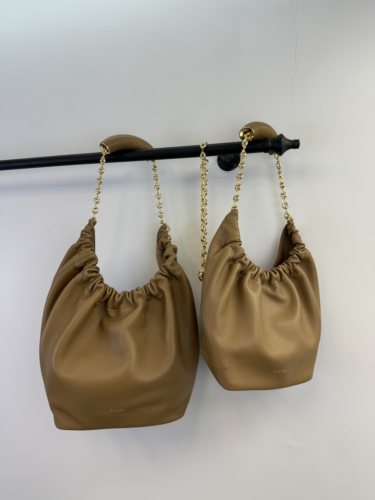 Loewe Who else hasnt seen this same Yang Mi bag? !