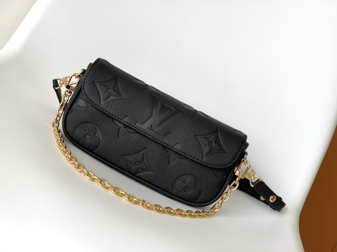 Louis Vuitton Wallet on Chain Ivy Black Monogram Empreinte Leather Bag 1 Louis Vuitton Wallet on Chain Ivy Black Monogram Empreinte Leather Bag