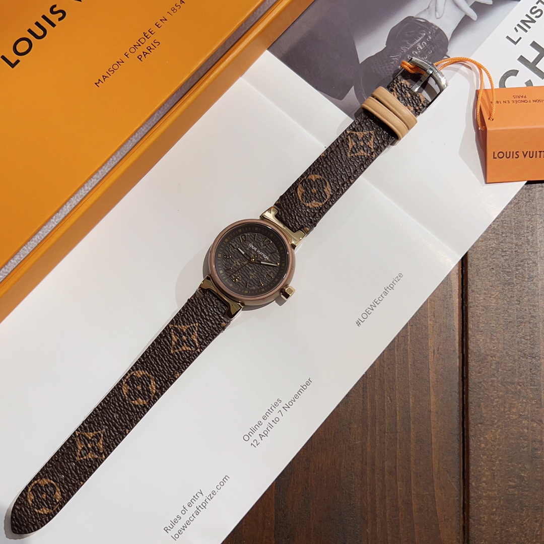 Часы Louis Vuitton