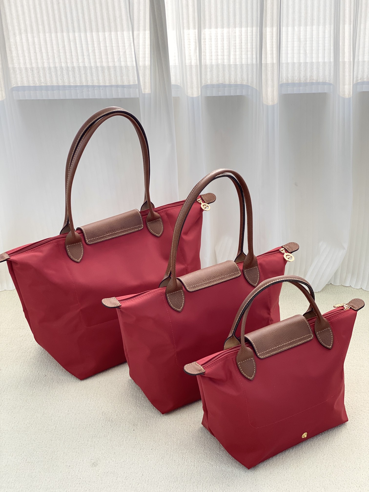 Longchamp ～ 款545#红色