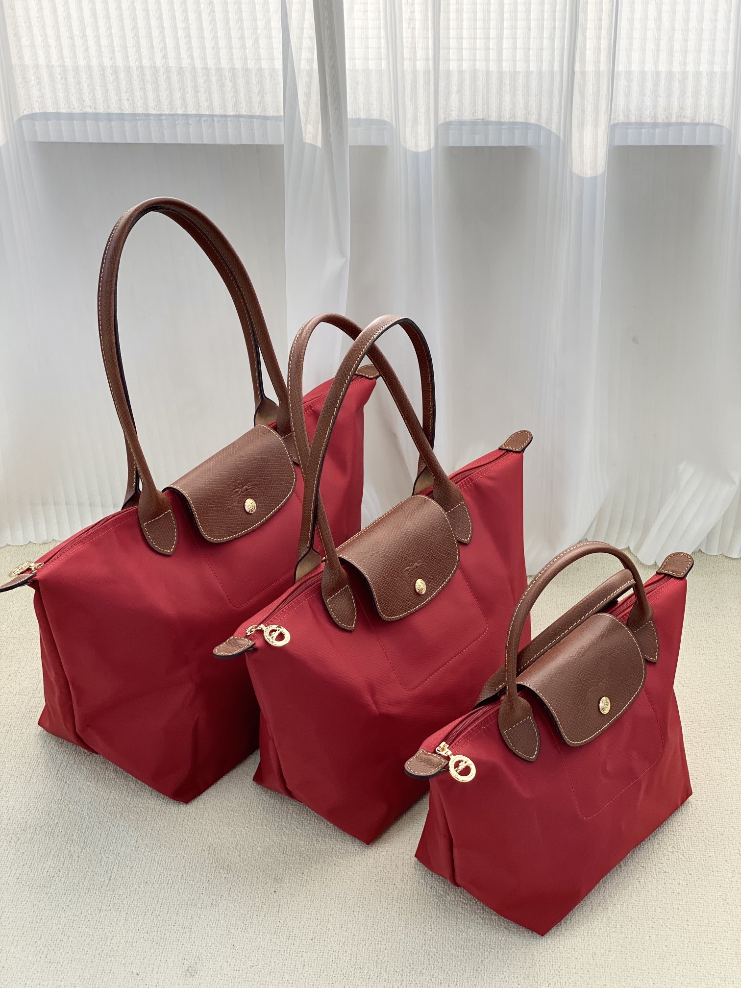 Longchamp ～ 款545#红色