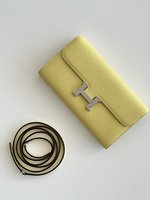 Hermes Constance High
 Crossbody & Shoulder Bags Light Yellow Calfskin Cowhide Epsom H0199148