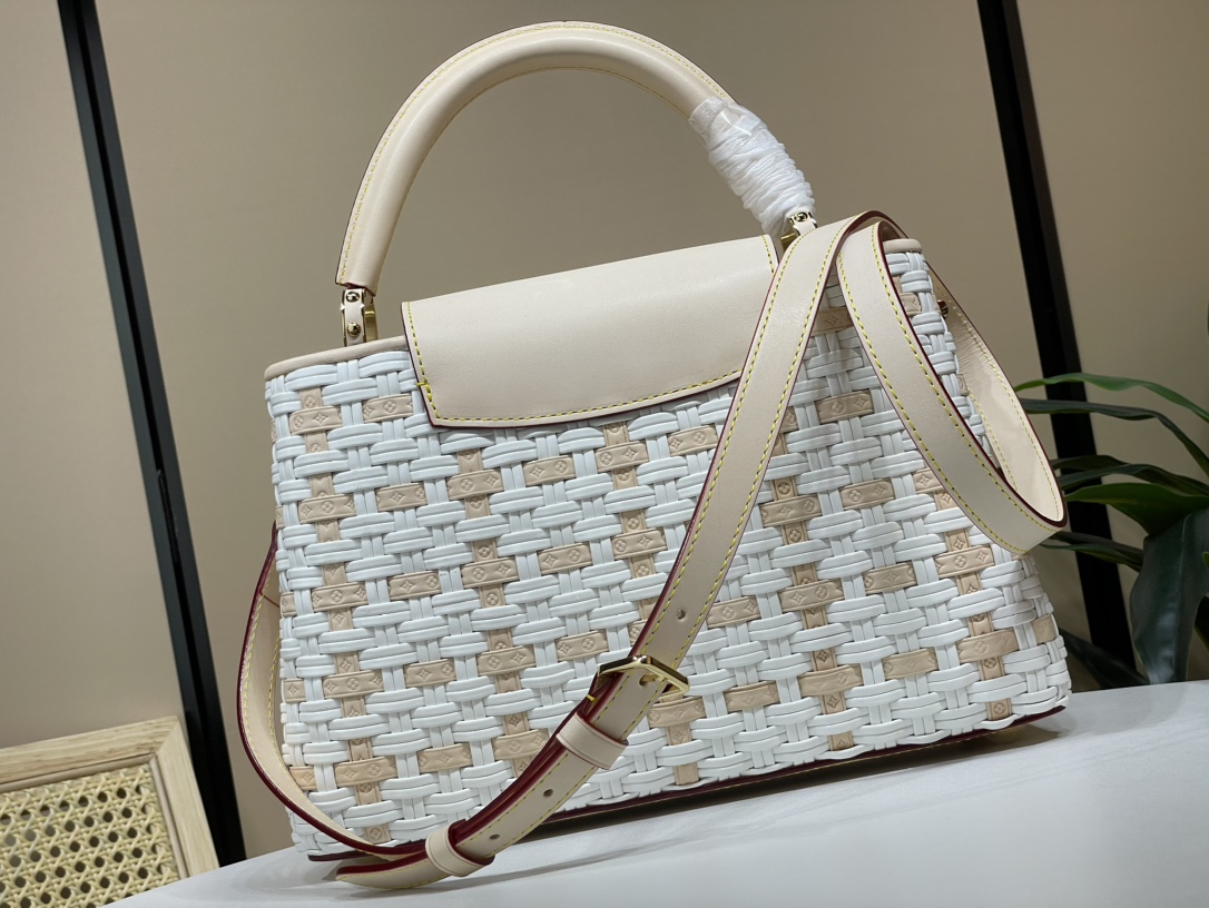 Louis Vuitton 24 rare pairs of LV Capucines MM size M23083 M48865 hand-woven embossed calfskin