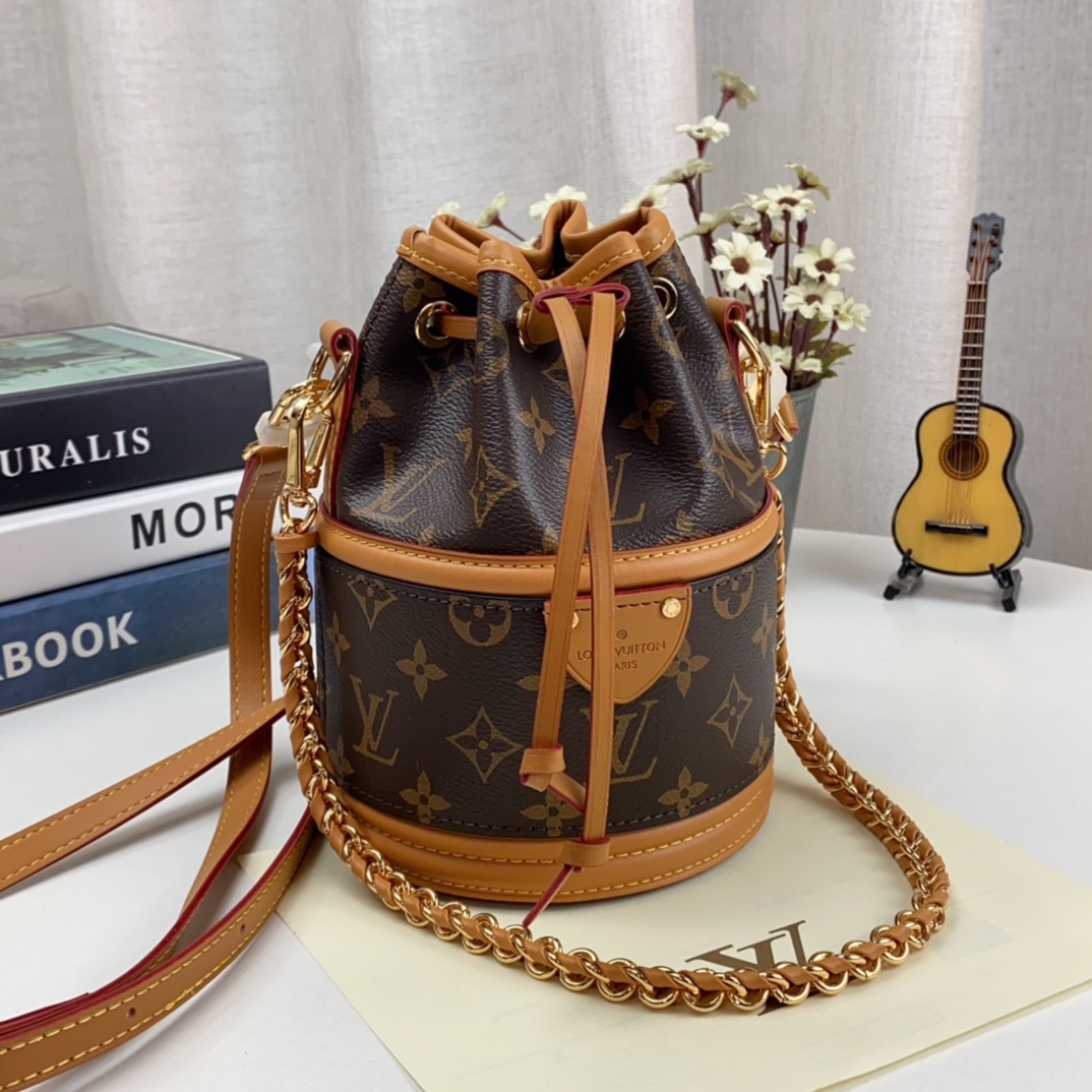 Louis Vuitton Bucket Bags