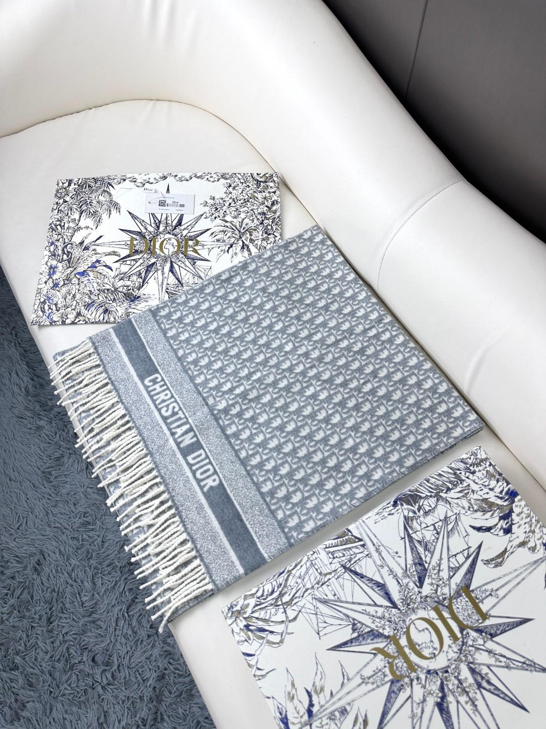 DIOR Oblique 印花/刺绣图案羊绒围巾
