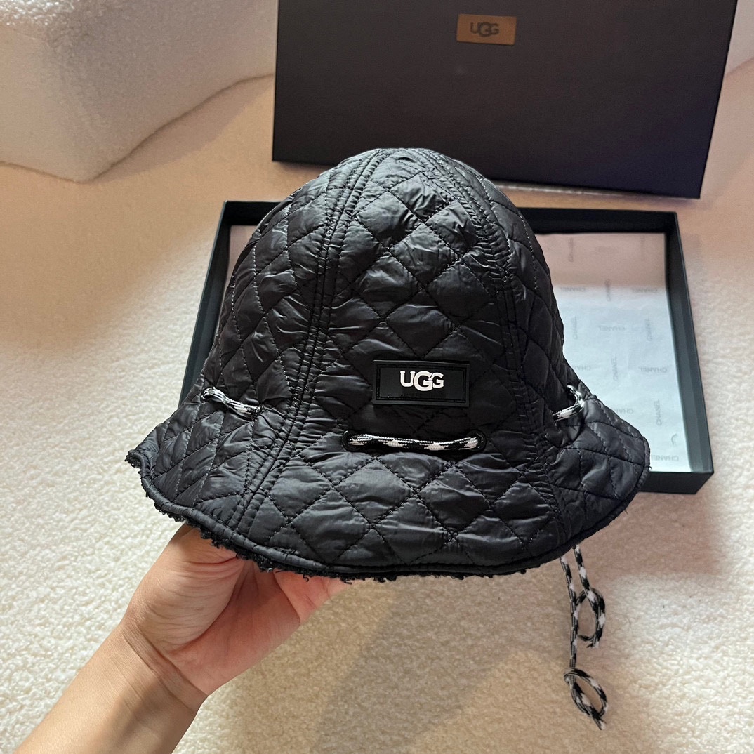 UGG Hats Bucket Hat