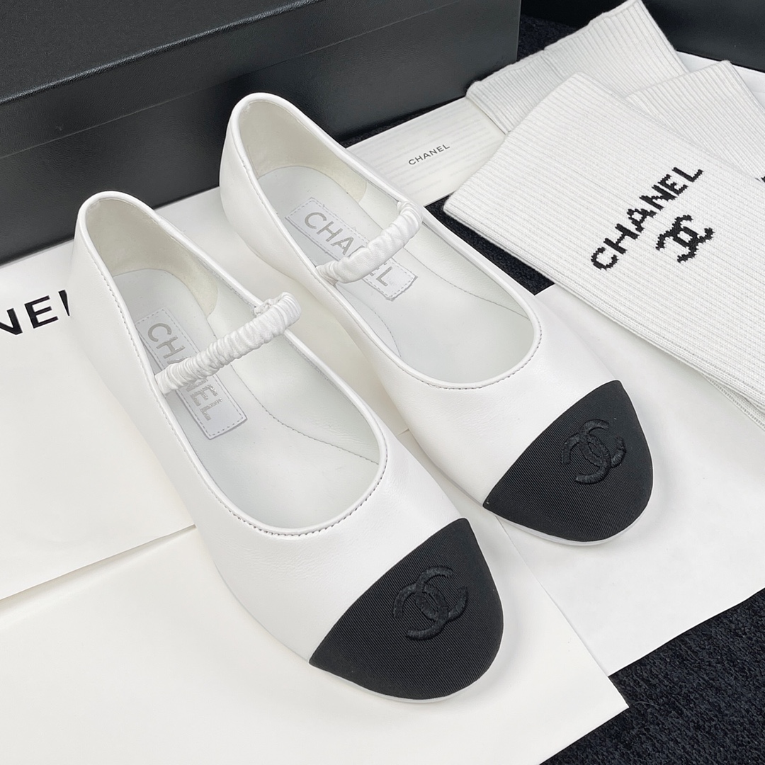 Chanel Flat Shoes