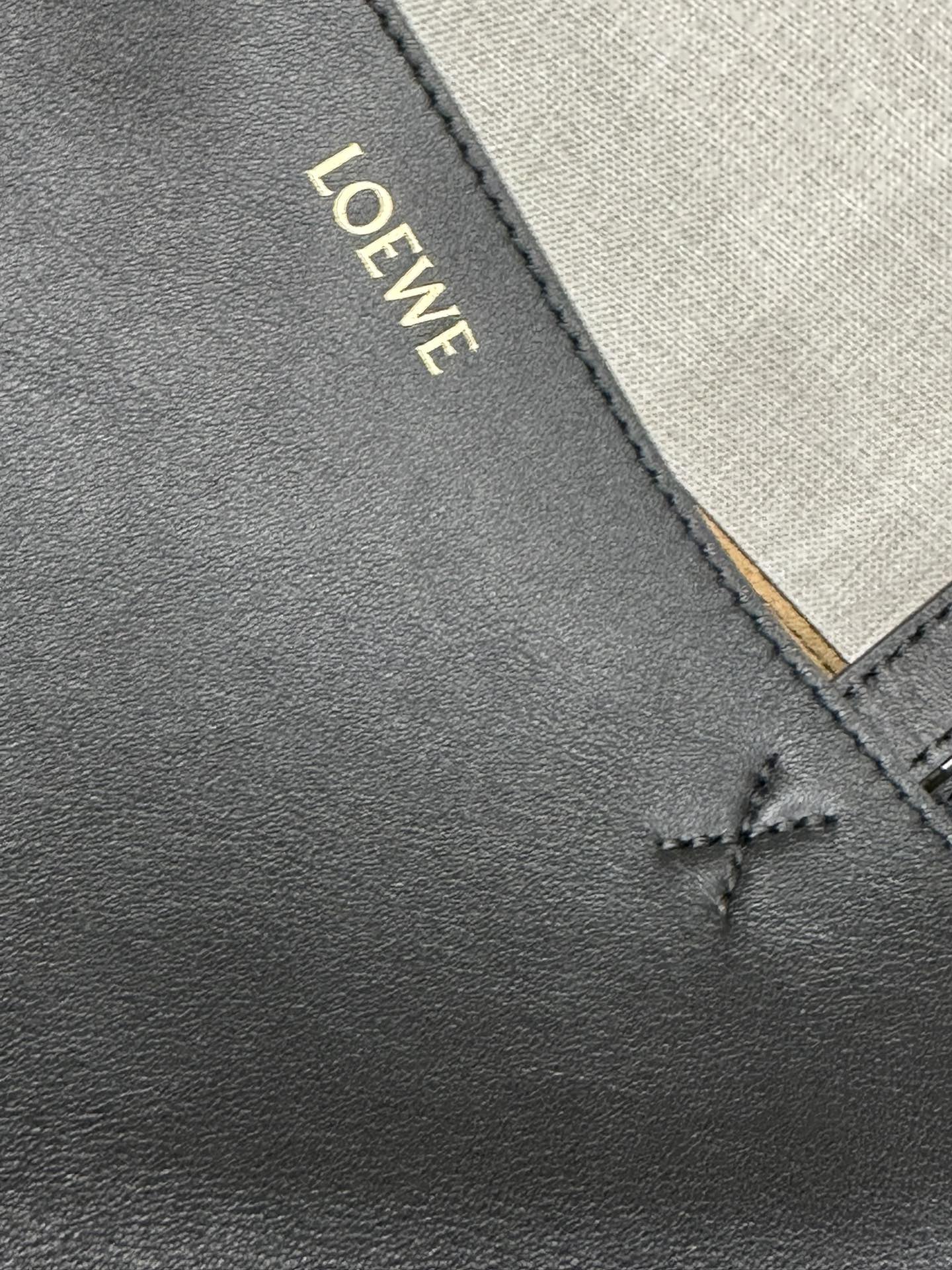 Loewe Black Medium Puzzle Fold Tote Bag in Shiny Calfskin Leather 8 i1701858805 2777 6