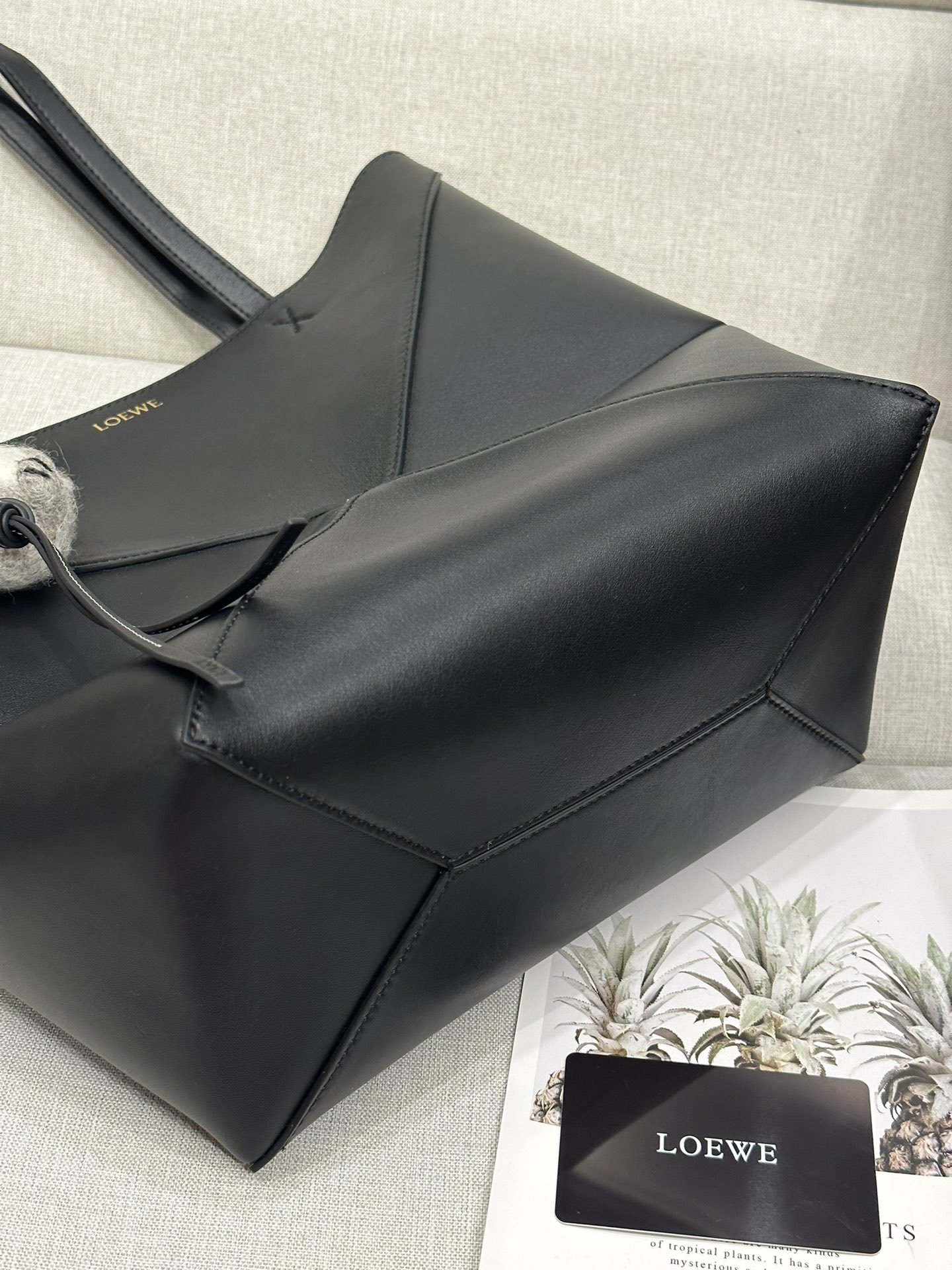 Loewe Black Medium Puzzle Fold Tote Bag in Shiny Calfskin Leather 7 i1701858805 3063 5