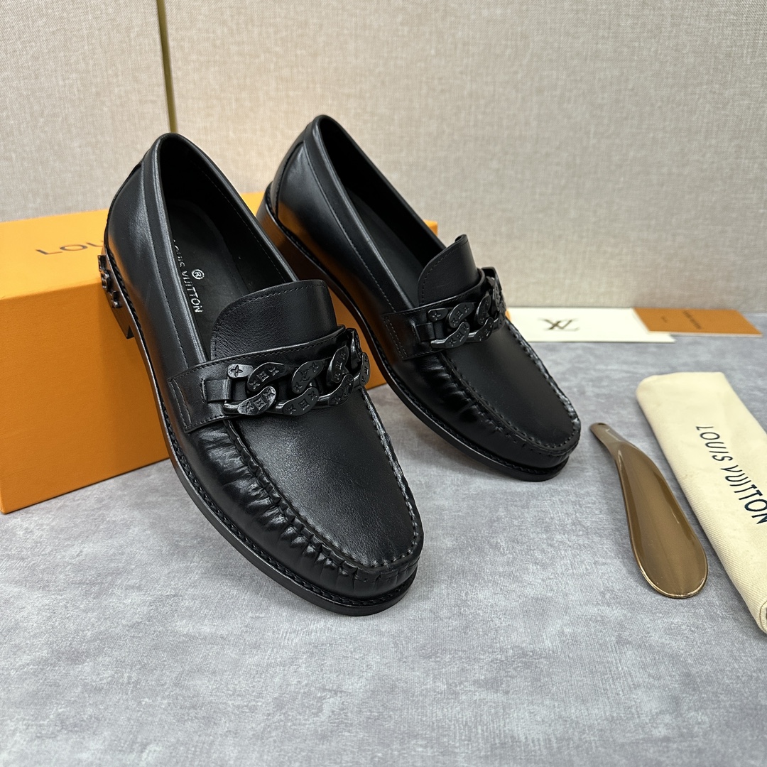 Knockoff Highest Quality
 Louis Vuitton Shoes Loafers Plain Toe Black Sewing Cowhide Genuine Leather Rubber Chains P325500