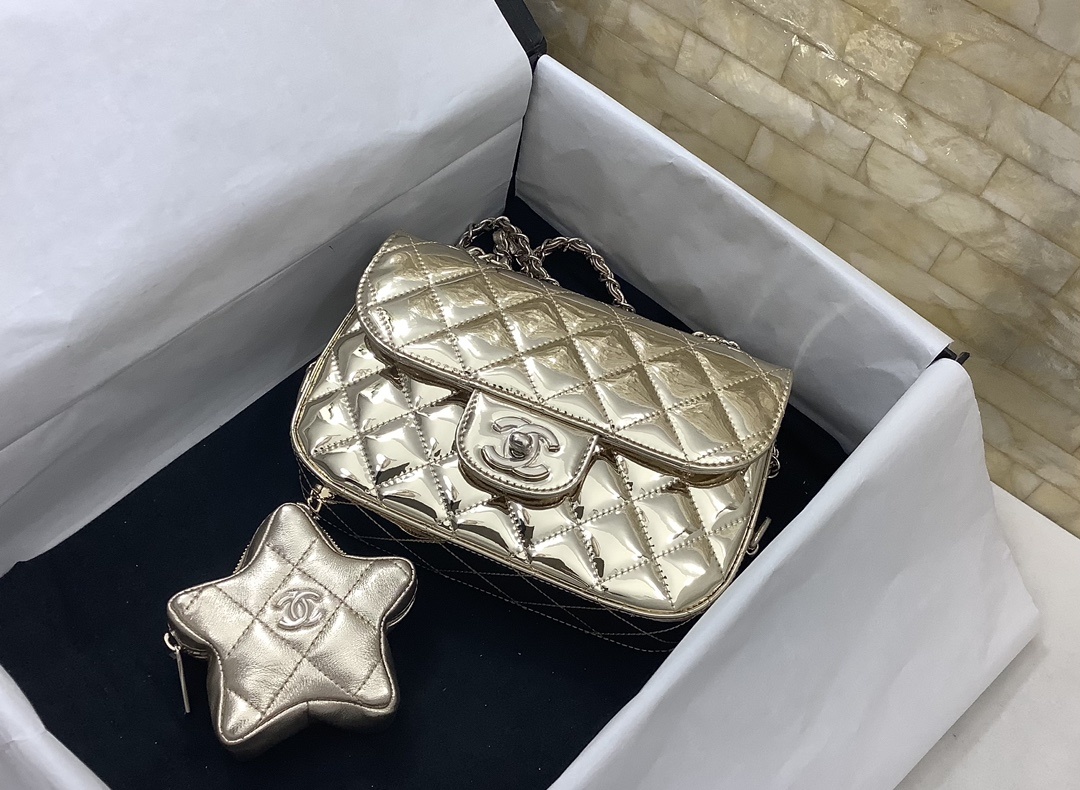 现货现货Ohanel24c春夏星星包CFmini24C的五角星双子链条包镜面材质真的是相当吸睛金色银色粉