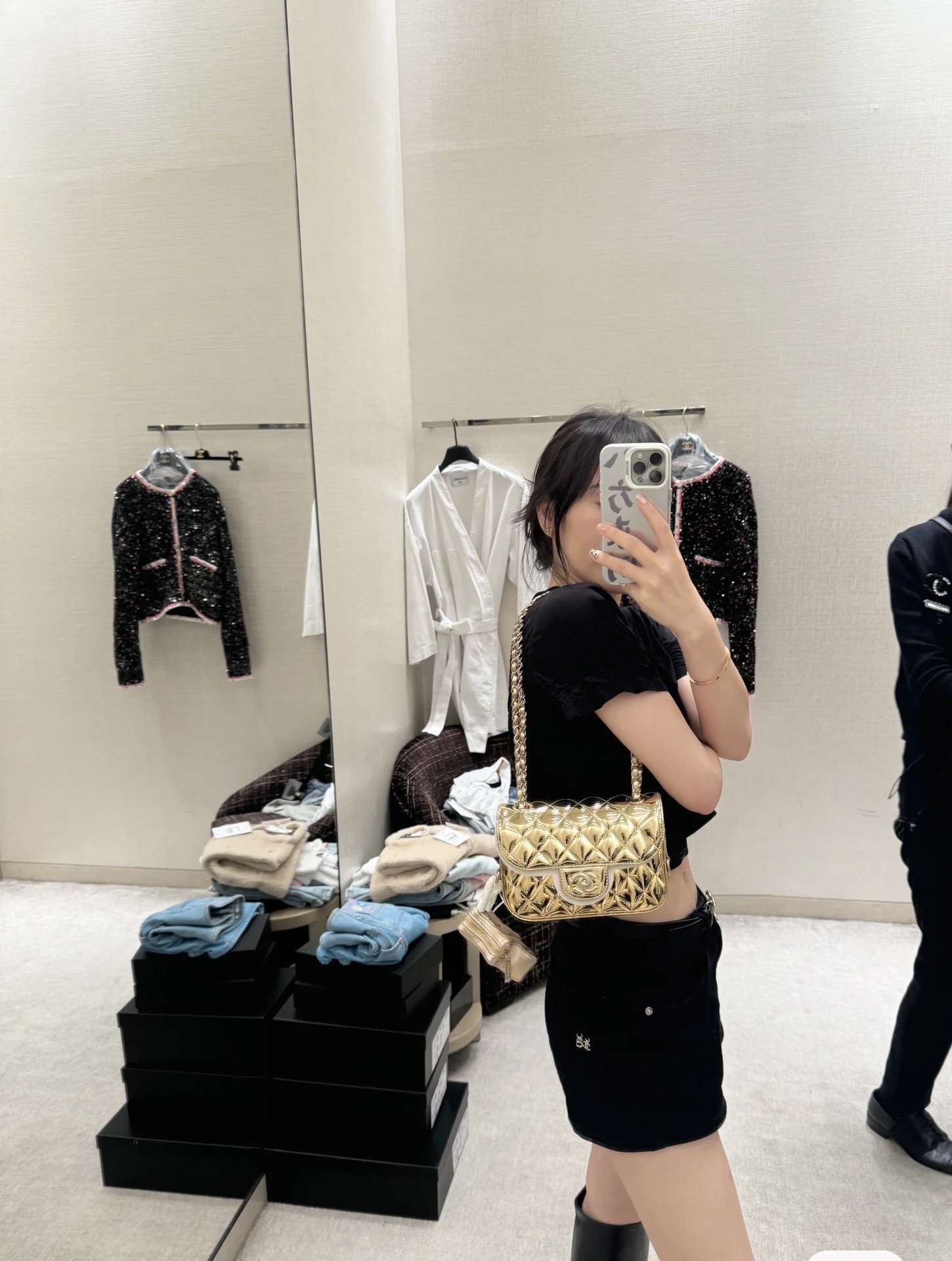 现货现货Ohanel24c春夏星星包CFmini24C的五角星双子链条包镜面材质真的是相当吸睛金色银色粉