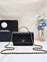 Chanel Online
 Crossbody & Shoulder Bags Frosted Lambskin Sheepskin