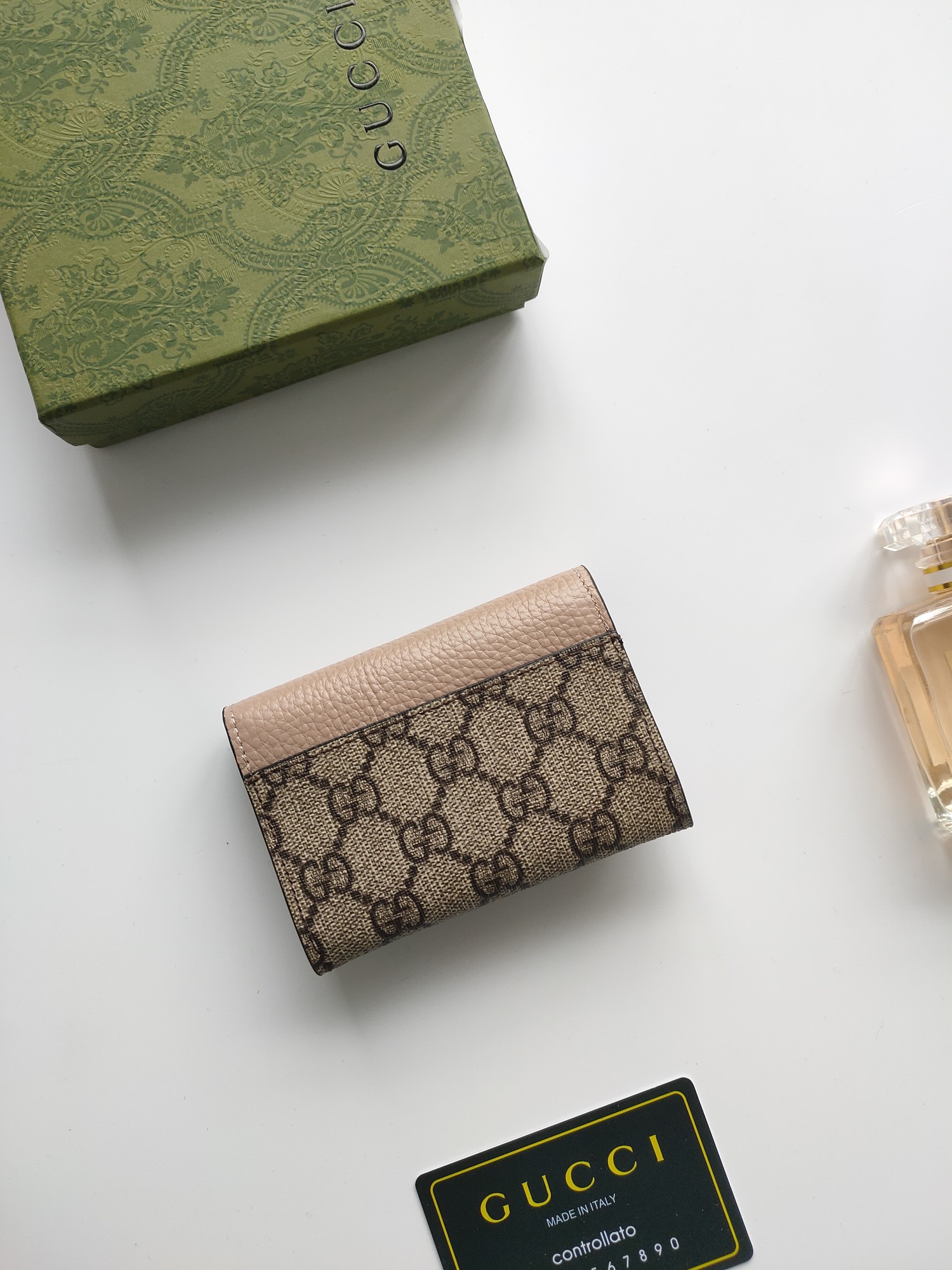 Pgucci 出新款 new 零钱包 卡包card bags 编号 