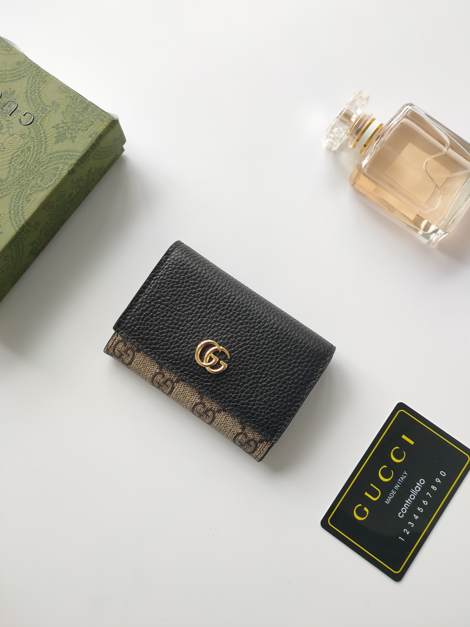 Pgucci 出新款 new 零钱包 卡包card bags 编号 