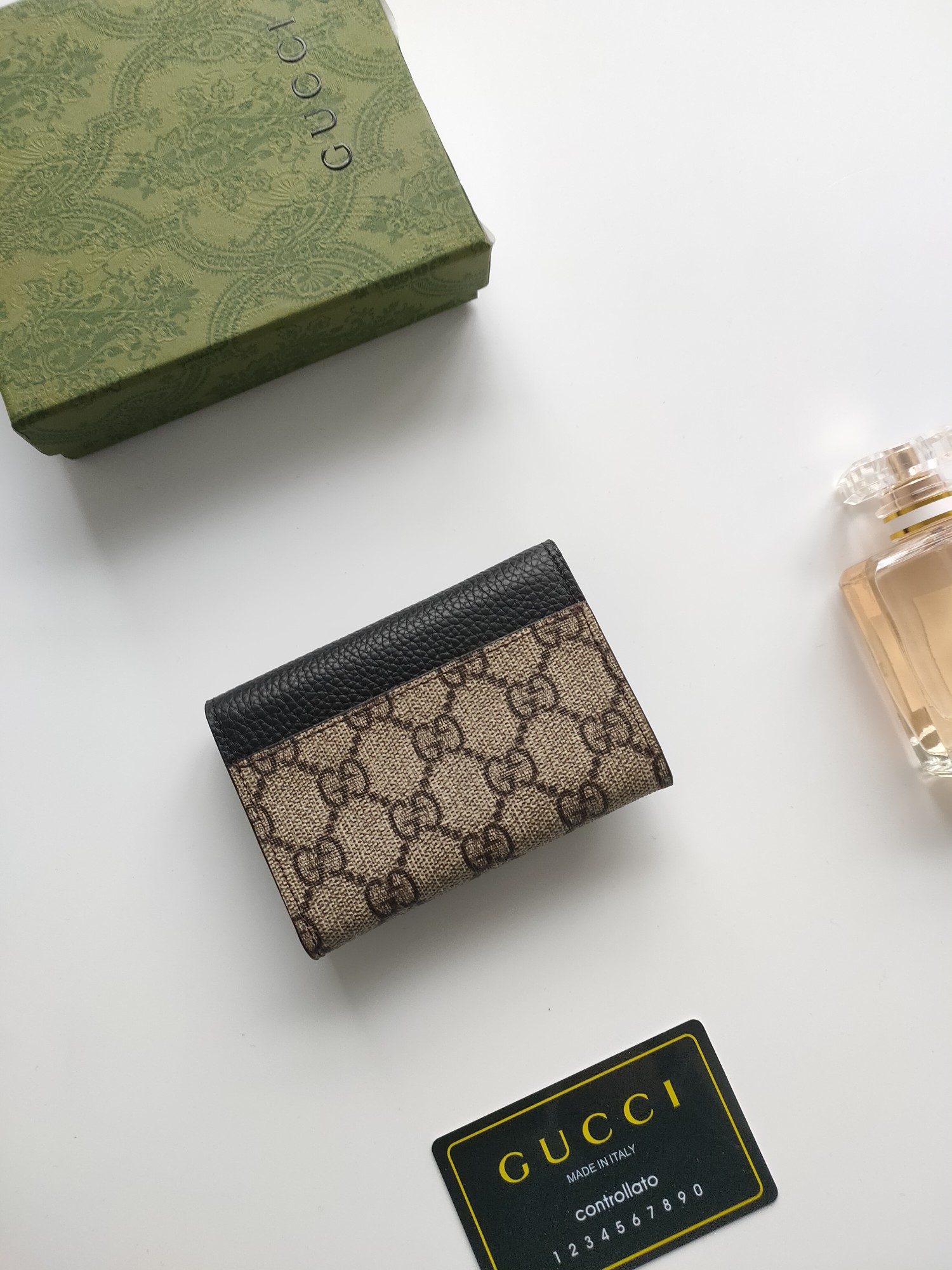 Pgucci 出新款 new 零钱包 卡包card bags 编号 
