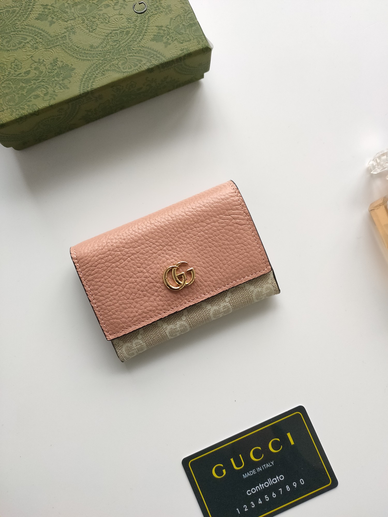Pgucci 出新款 new 零钱包 卡包card bags 编号 