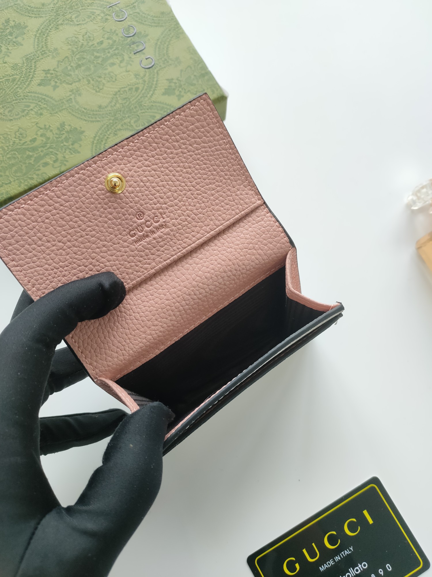 Pgucci 出新款 new 零钱包 卡包card bags 编号 