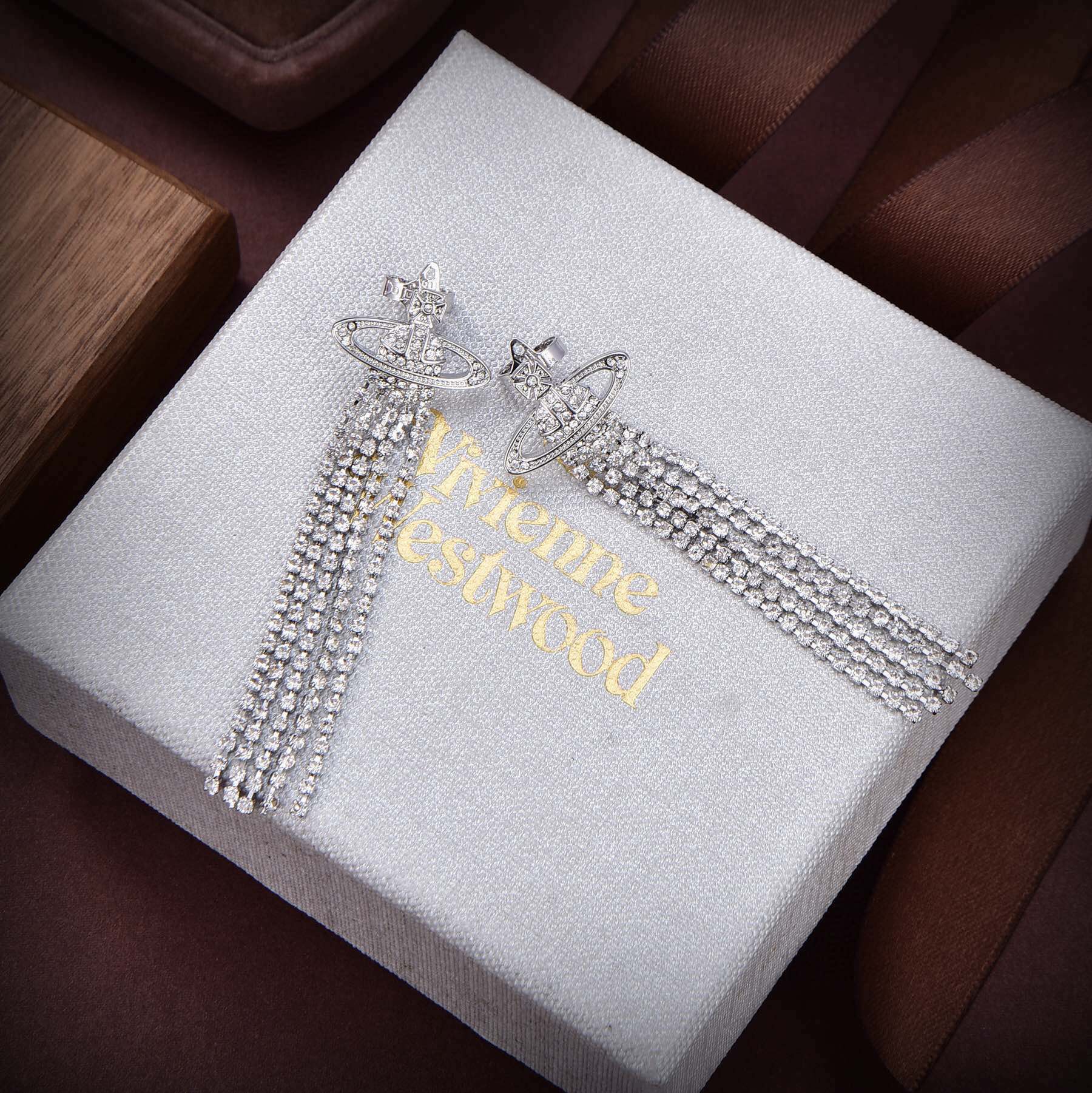 비비안웨스트우드 귀걸이 65047 Vivienne Westwood Earrings