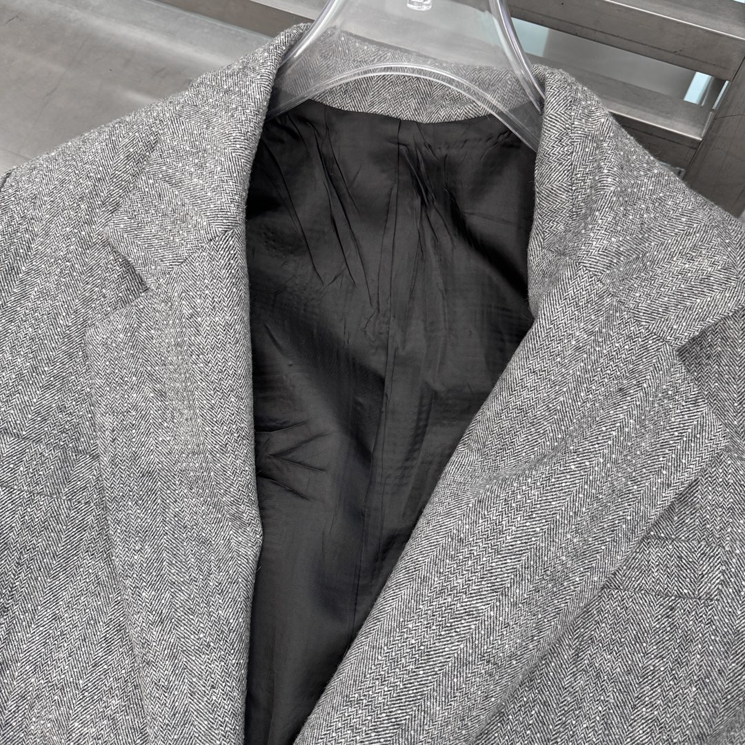 P外套790——Alexander wang｜新款西服，75羊毛🦙面料，毛感十足不扎身，整身重工水晶烫钻