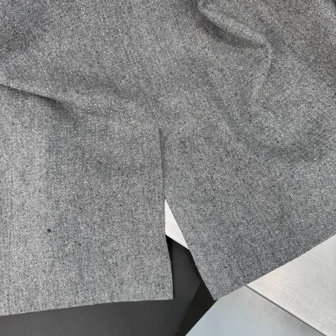 P外套790——Alexander wang｜新款西服，75羊毛🦙面料，毛感十足不扎身，整身重工水晶烫钻