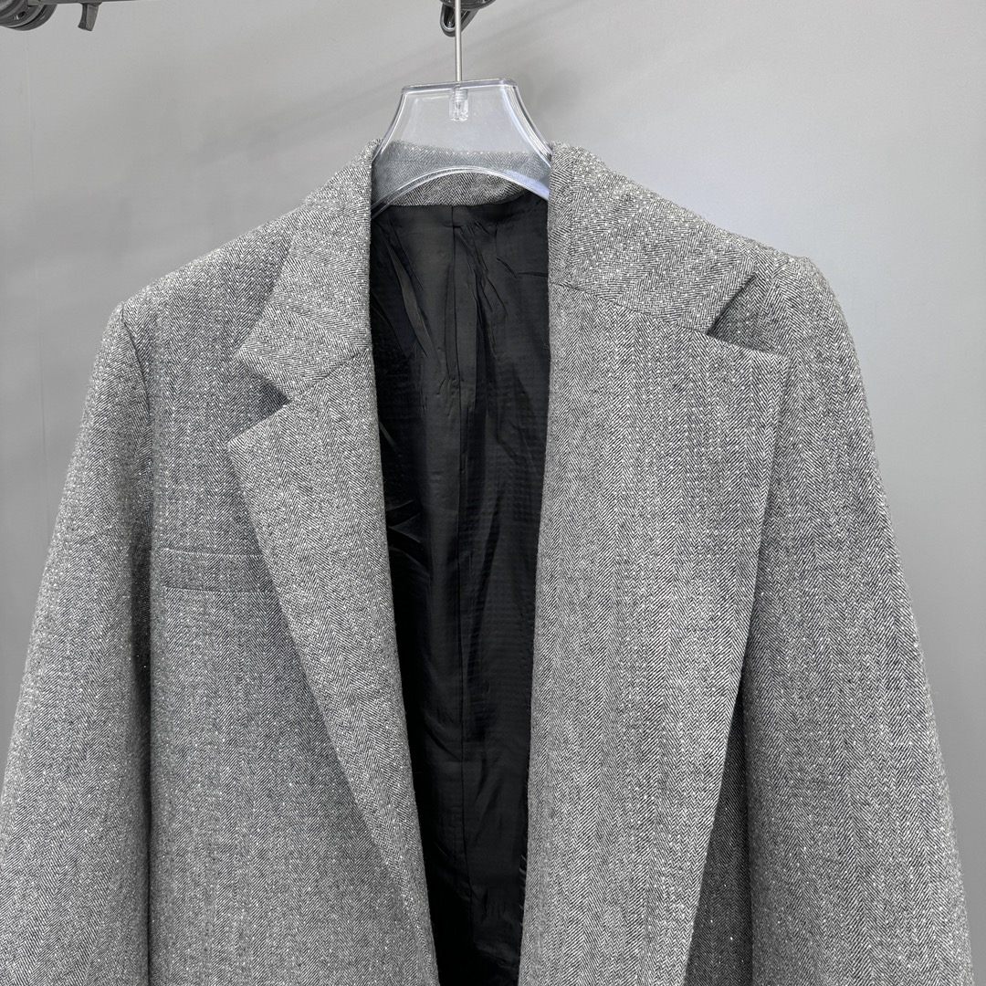 P外套790——Alexander wang｜新款西服，75羊毛🦙面料，毛感十足不扎身，整身重工水晶烫钻