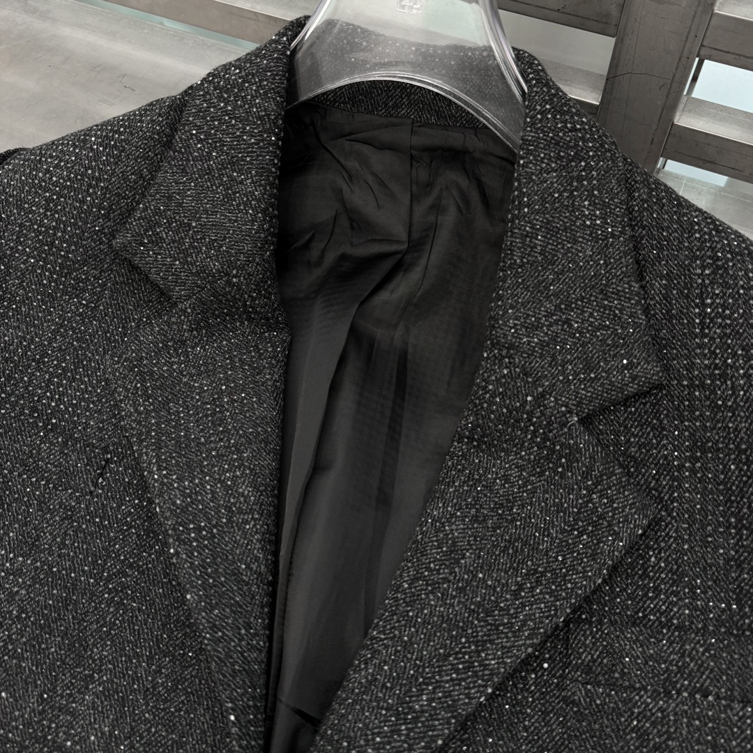 P外套790——Alexander wang｜新款西服，75羊毛🦙面料，毛感十足不扎身，整身重工水晶烫钻