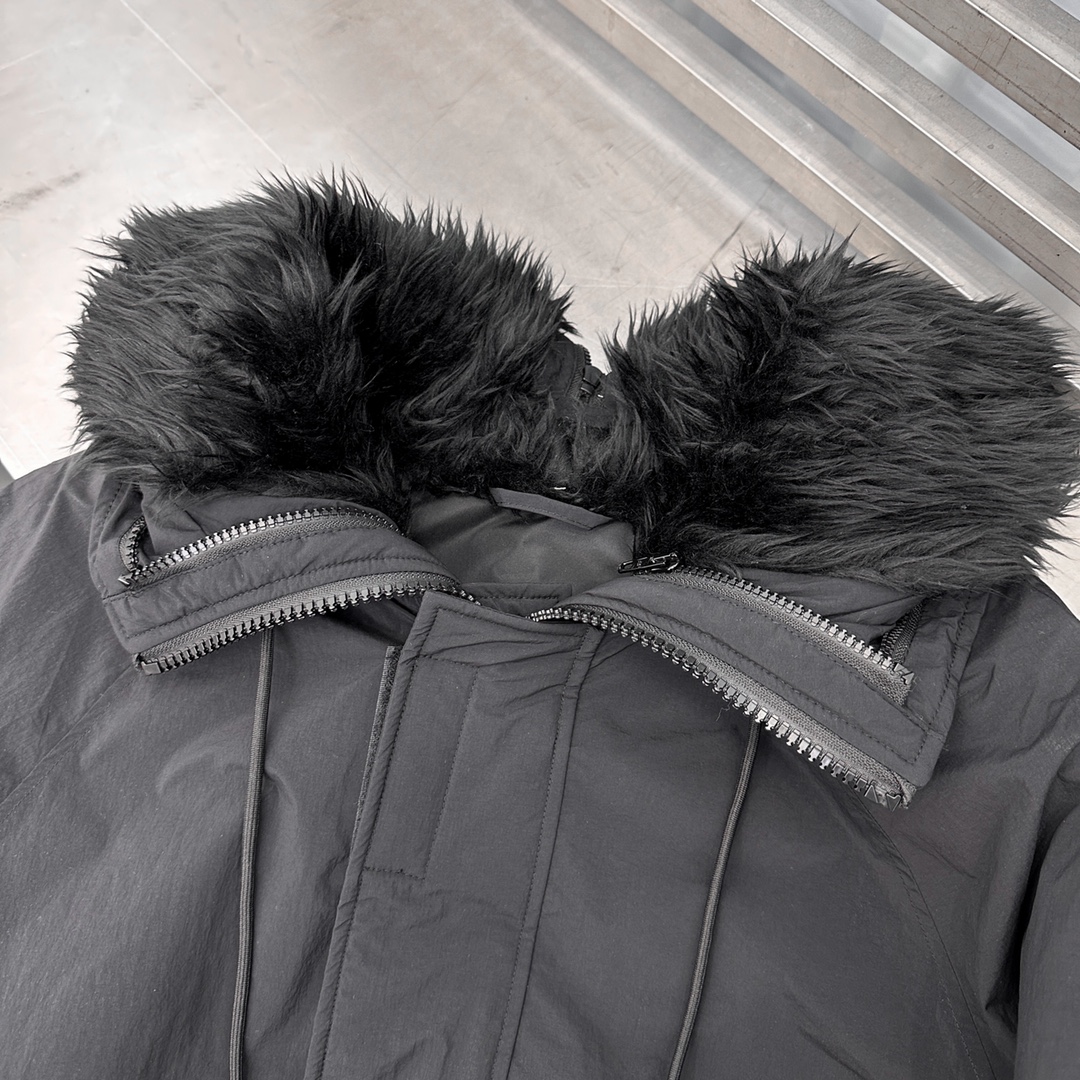 🌾🛒🛒🛒🛒NEW｜新款棉服外套，纯棉面布，厚实不易皱，内胆夹棉保暖防风，夹毛领帽子，解构两穿设计，宽松版