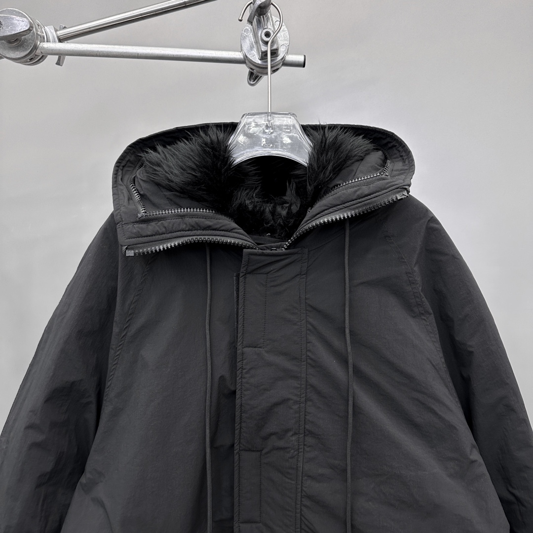 🌾🛒🛒🛒🛒NEW｜新款棉服外套，纯棉面布，厚实不易皱，内胆夹棉保暖防风，夹毛领帽子，解构两穿设计，宽松版