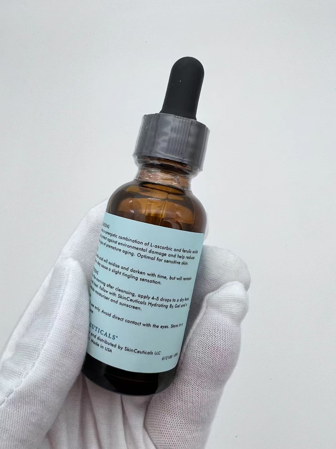 SkinCeuticals Serum 10: L-Ascorbic Acid & Ferulic Acid - Antioxidant & Anti-Aging 5 a1702216925494 3060